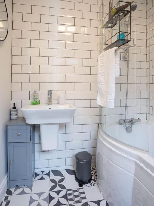 Cozy Townhouse, Walking Distance To Belfast City Ngoại thất bức ảnh